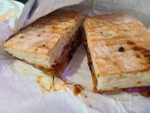 Pulled bbq sandwich at On The Bus in Milwaukee