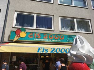 shop at Eis 2000 in Hannover