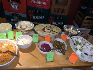 buffet - orange tag for non-vegan  at Cafe Morgenrot in Berlin