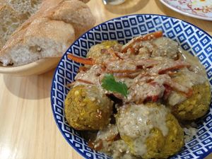 curry "meat"-balls at Vegicano in Madrid