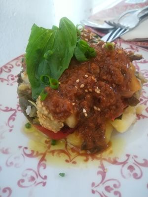 Tumbet mallorquín (vegano) at Vegicano in Madrid