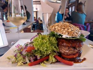 Triple B burger - fantastic patty and homemade BBQ sause at Herbstapfel in Kassel