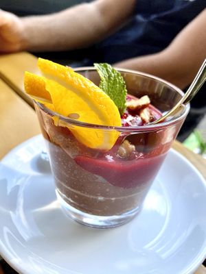 Vegan mousse au chocolat w/ caramellized walnuts & raspberry sauce  at Herbstapfel in Kassel