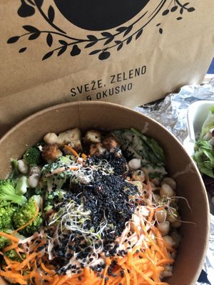 peanut butter bowl with tofu, brown rice and vegetables  at Barbarella Juicebar in Ljubljana