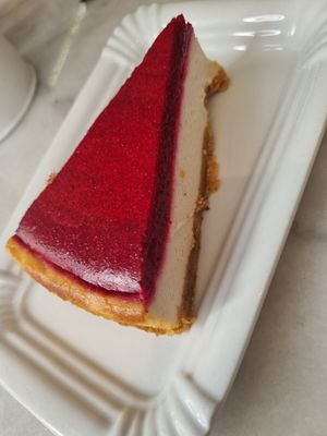 Vegan cheesecake at Barbarella Juicebar in Ljubljana