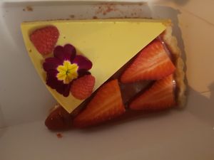 Mango and strawberry cheesecake at Barbarella Juicebar in Ljubljana