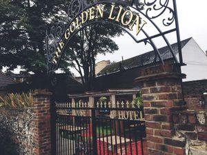 Entrance to the garden/outside seating area through the car park (you have to pay for the parking as is a NCP at The Golden Lion in Rochester