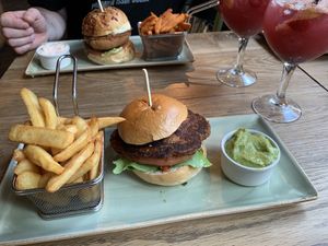 Vegan Burger “Liebling” with fries at Burgerei in Dresden