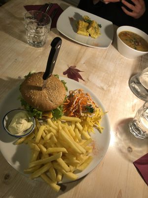 cheeseburger, farinata and the vegetable soup  at Eat.eco - Events only in Neuchatel