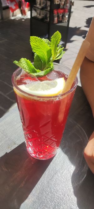  at Nooch - Barfuesserplatz in Basel