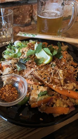 Pad thai  at Satsang in Prague