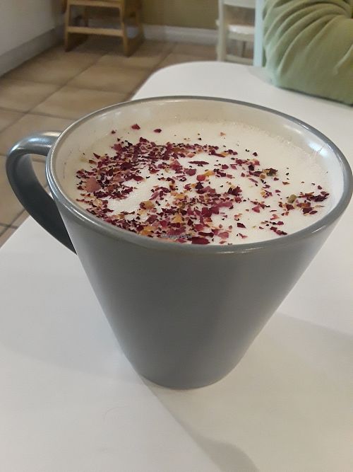 Rose tea (hot) at Loving Hut in Upland