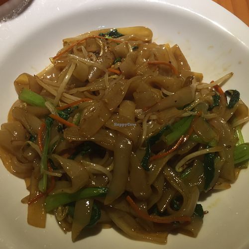 rice noodles. oily and bland but good at Zǎozǐ Shù - Vegetarian Life Style - HuaiHai in Shanghai