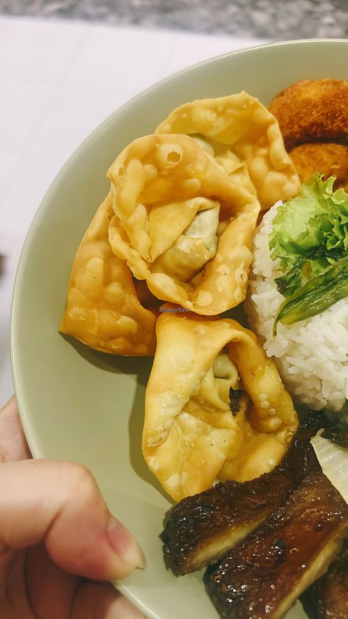 won ton   at Happy Buddha in Kuta