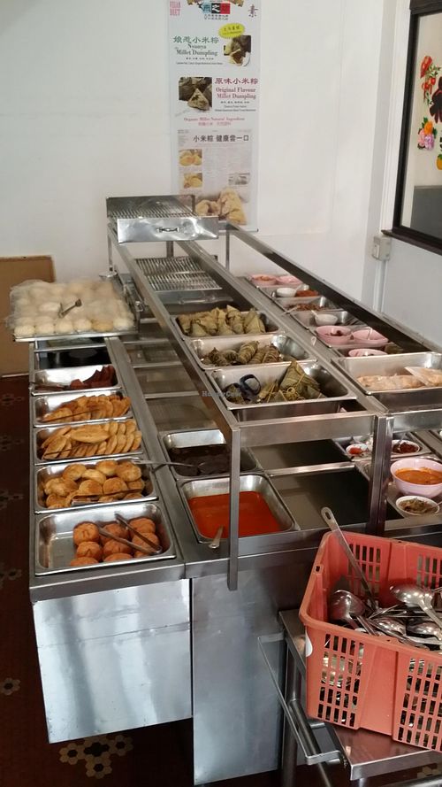 Economic rice at Luk Yea Yan Vegetarian Restaurant 鹿野苑素食馆 in Penang