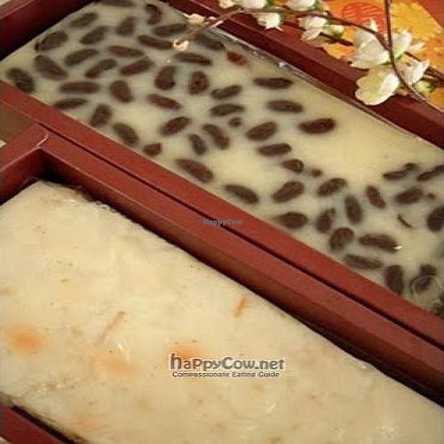 Red Bean NianGao and Turnips NianGao at Ling Zhi Restaurant 灵芝 - Orchard in Central Singapore