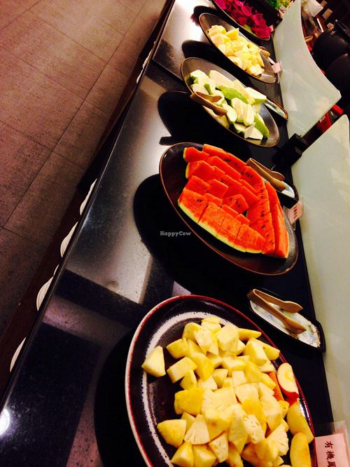 Fresh fruit at Spring - Heping East Road in Taipei