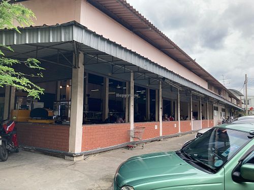 Outside at Chamlong's / The Vegetarian Society Chatuchak in Bangkok