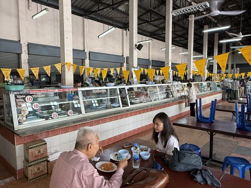 Many food stalls  at Chamlong's / The Vegetarian Society Chatuchak in Bangkok