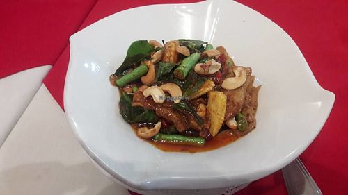 Ning's Five Star J - Mock Chicken and Cashew Curry - YUMMY at Five Star J Restaurant in Pattaya