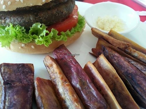 Shiitake mushroom burger. 100% vegan. at Five Star J Restaurant in Pattaya