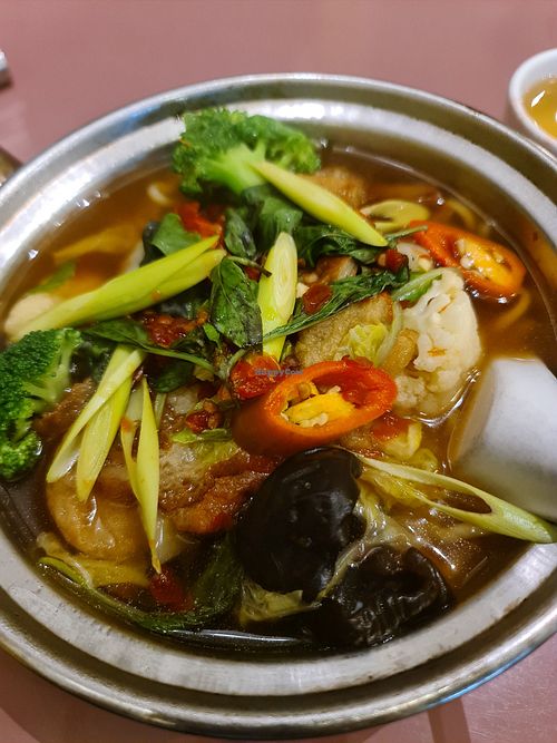 Chilli noodle soup at Mother Chu's Vegetarian Kitchen in Sydney