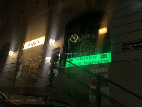 entrance  at Rupp's Vegetarisches Pub   in Vienna