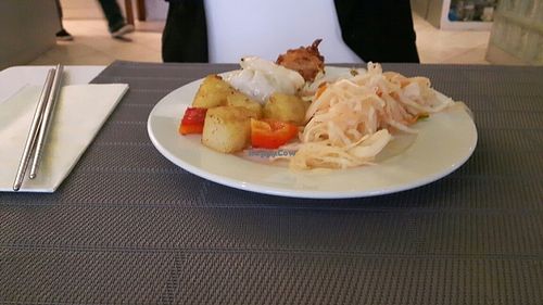 spicy salad and potatoes from the buffet at Vegetasia in Vienna