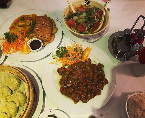 Main dishes  at Xu's Cooking in Vienna