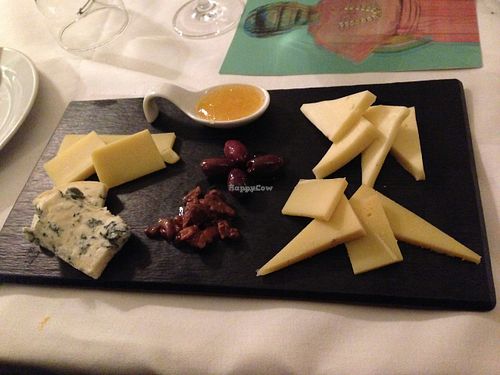 Cheese platter at Hollerei in Vienna