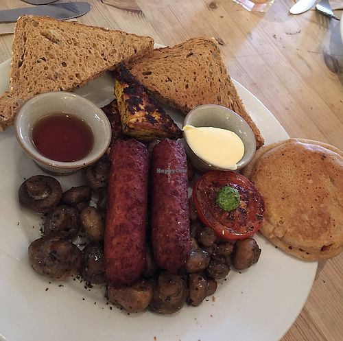 Vegan Breakfast at Wai Kika Moo Kau in Brighton