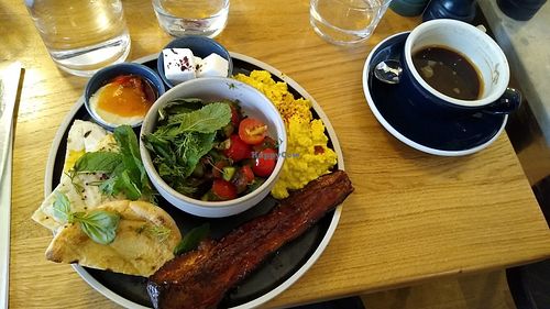 Mezze Brunch at Mildreds - Soho in London