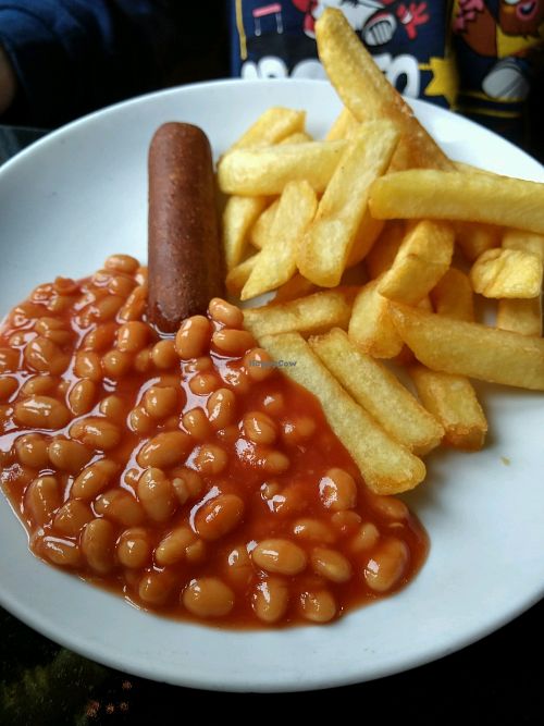 kids meal at The Whale Tail Cafe in Lancaster