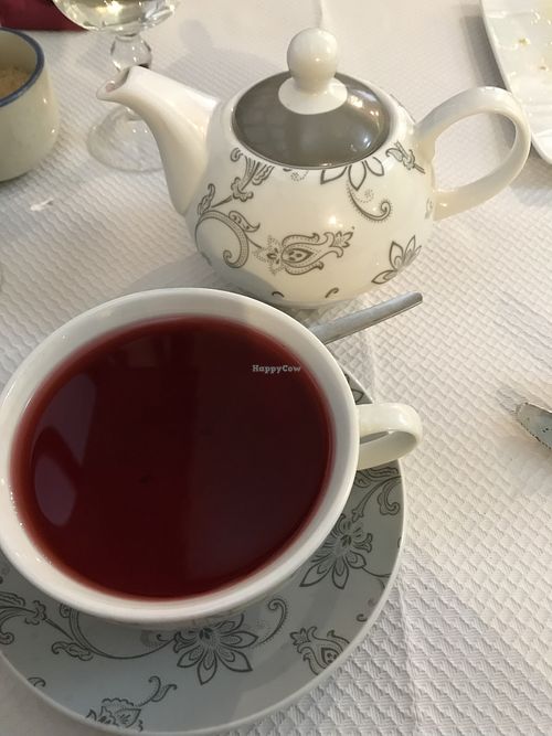 Hibiscus tea at Manger Autrement in Toulouse