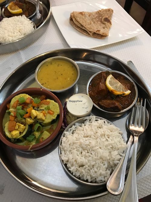 Zucchini dal eggplant roti thali at Manger Autrement in Toulouse