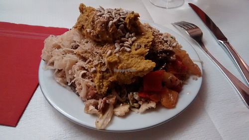 Cold buffet at Saveurs Bio in Toulouse