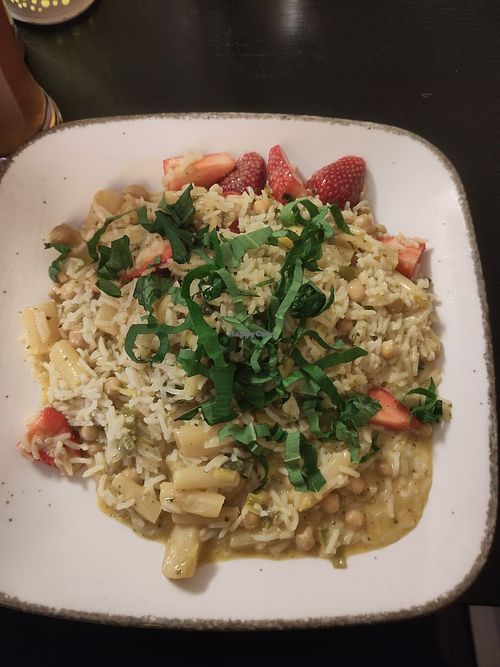 Seasonal rice dish with white asparagus at Ignaz in Munich