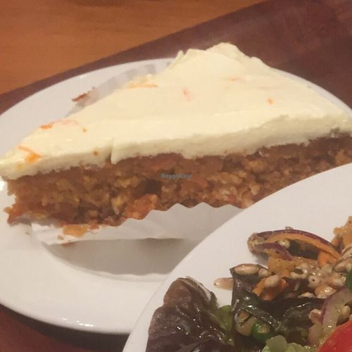 carrot cake and salad at Cornucopia in Dublin