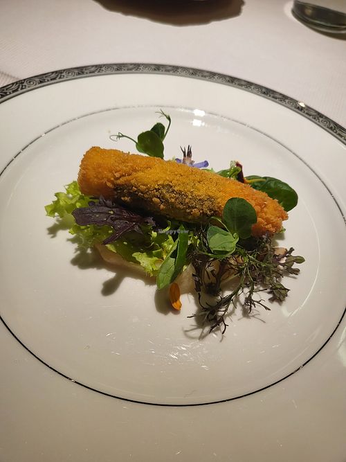 White asparagus, Nori, potato salad, bernaise sauce at Joia Alta Cucina Naturale in Milan