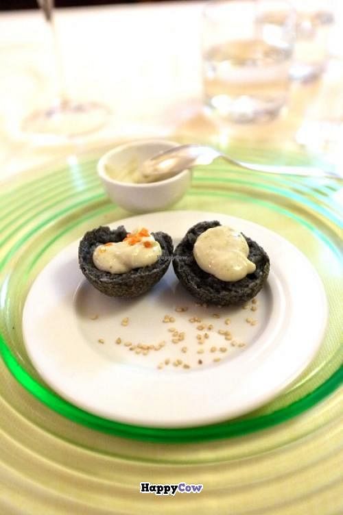 Some bread  at Joia Alta Cucina Naturale in Milan