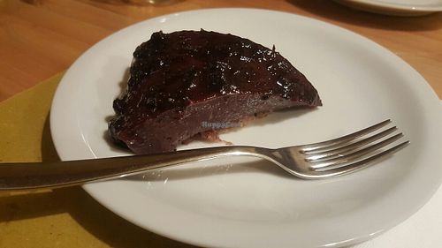 vegan blueberry cake at Un Ramerino in Florence