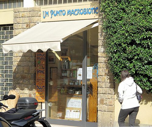 the shop on Via Bartolini at Un Ramerino in Florence