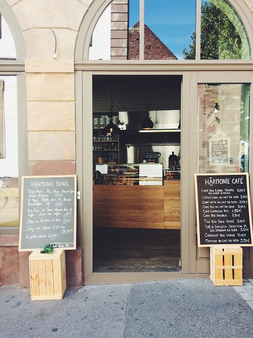 The entrance at Harmonie Bowl & Juice in Strasbourg