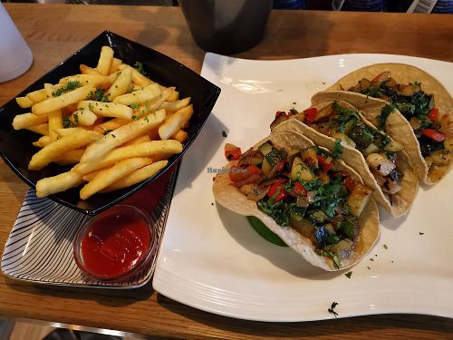 Super Veggie Taco and Fries - vegan! at California Bar & Taco Lounge in Konstanz