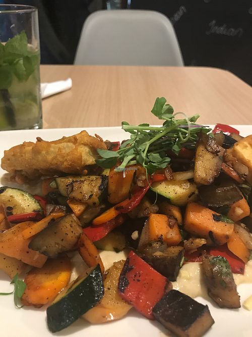 Humkar  at Nishta in Dubrovnik