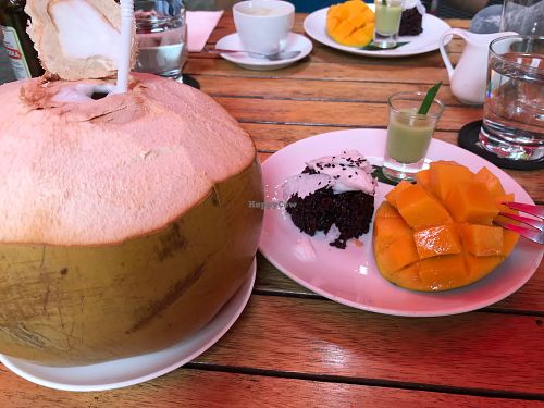 Sticky rice and mango dessert at Marum in Siem Reap