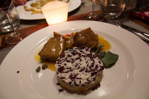 Main course: Seitan cutlet and mashed carrot-potatos with a topping of wild rice at Il Margutta in Rome