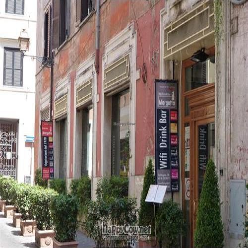 View of the resturant from the street outside. at Il Margutta in Rome