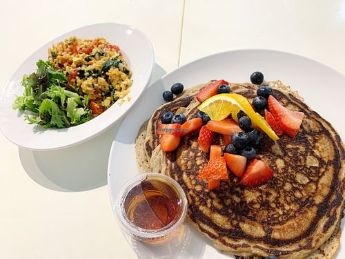 Tofu scramble and pancakes at Morning Brew - Kaka'ako in Honolulu