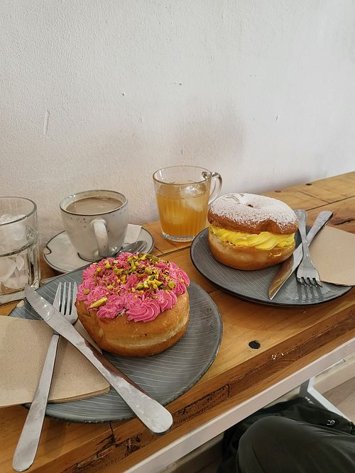 Rose cardamom and passion fruit cream at Delish Vegan Doughnuts in Madrid